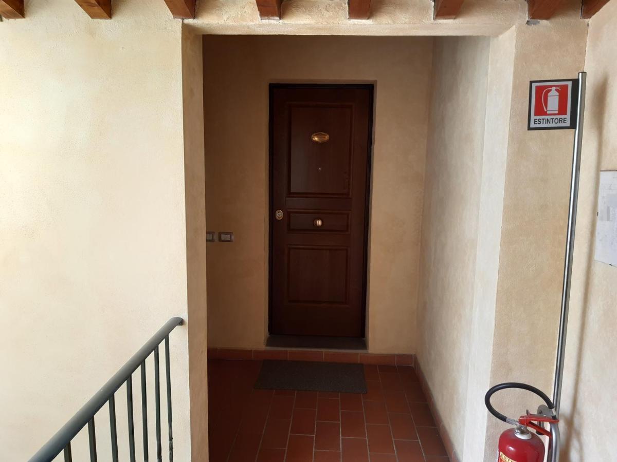 Aparthotel Palazzo Virginio Florencia Exterior foto